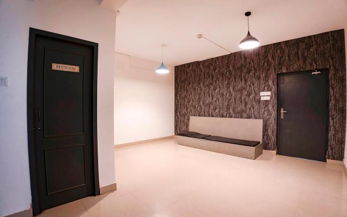 FabHotel Bella Vagues, 700M from Kovalam Beach