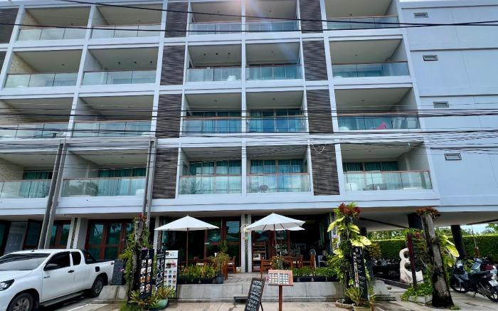 The Regent Bangtao by RESAVA