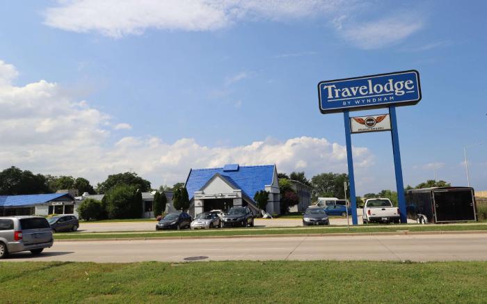 Travelodge by Wyndham Milwaukee