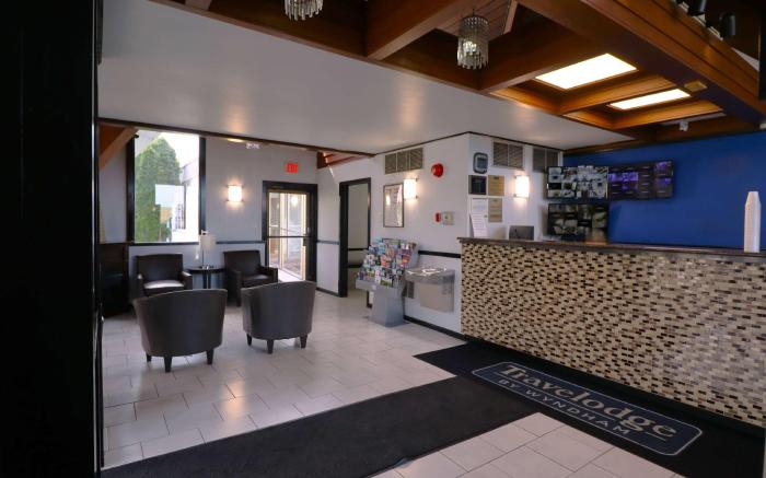 Travelodge by Wyndham Milwaukee