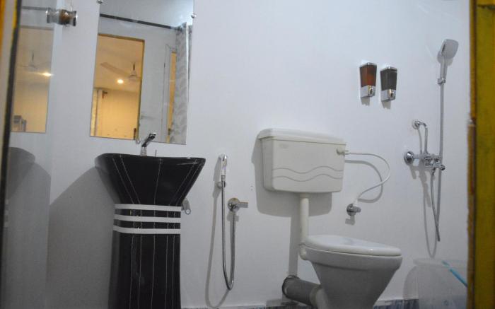 Sunbath Beach Exotica