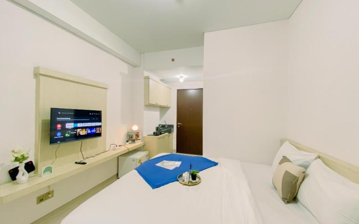 Modern Studio at Transpark Cibubur Apt By Travelio