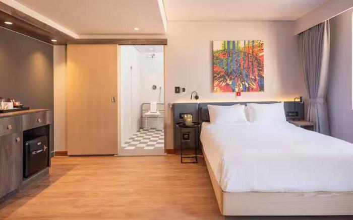 Hampton by Hilton Sandton Grayston