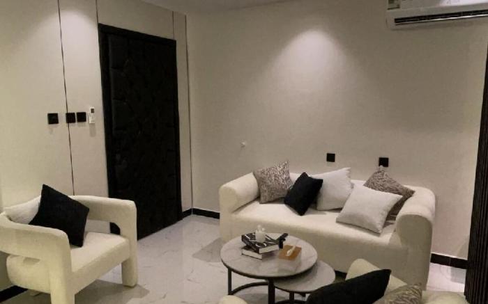 Modern studio | Self entry