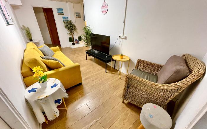 Dotan's Boutique Guesthouse - By The Beach!