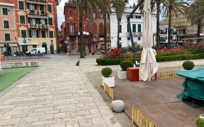 DELuxe Penthouse Breakfast&BeachServices Included