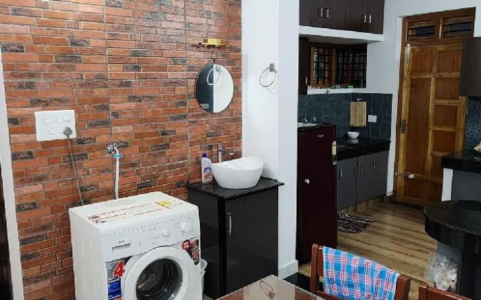 Fully furnished 3 bhk house