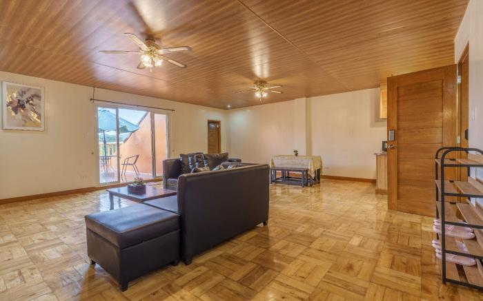 Luxury Residence #4 @ Camp John Hay nr Eco trails