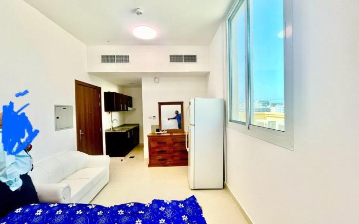 Al Karama studio nearADCB metro