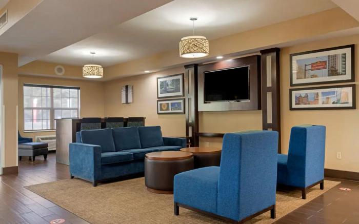 Comfort Suites Downtown Sacramento