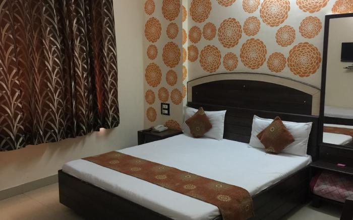 Goroomgo Gs Paradise Amritsar