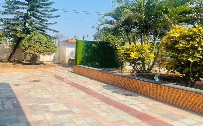 SVR Hotel Sai Samrat