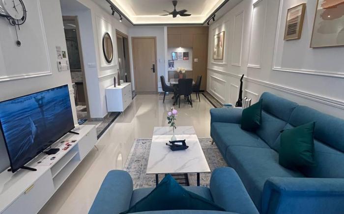 Blissful 2BR unit at R&F Seine Region by ANJU