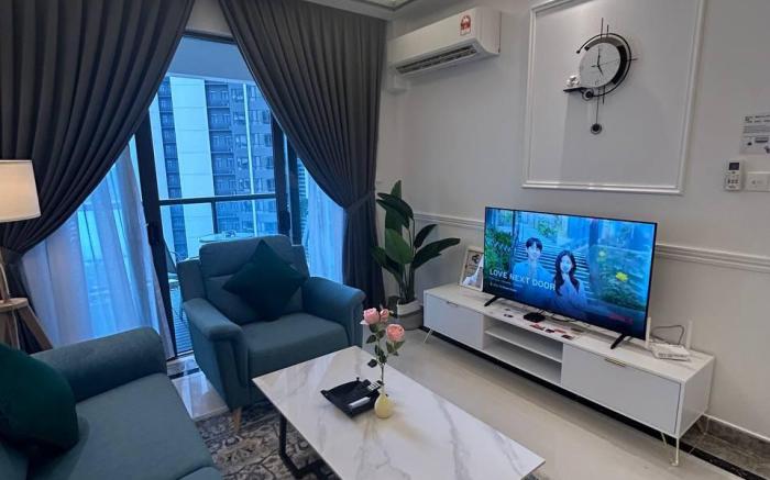 Blissful 2BR unit at R&F Seine Region by ANJU