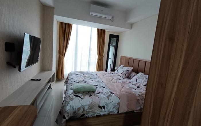 Keken 1 BR Pollux Habibie City View  TC