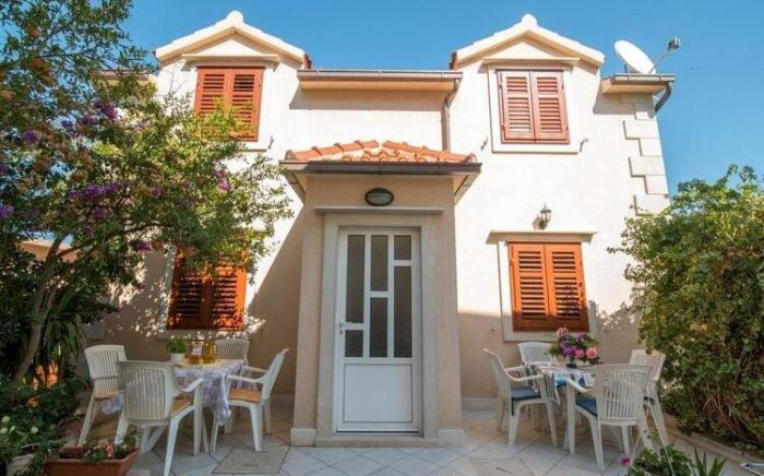 Apartments Longo - One Bedroom Apartment with Terrace, A2 - ST