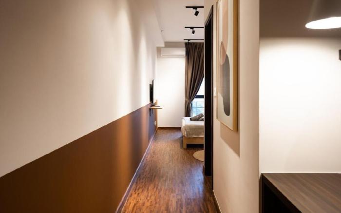 Deluxe Queen Studio