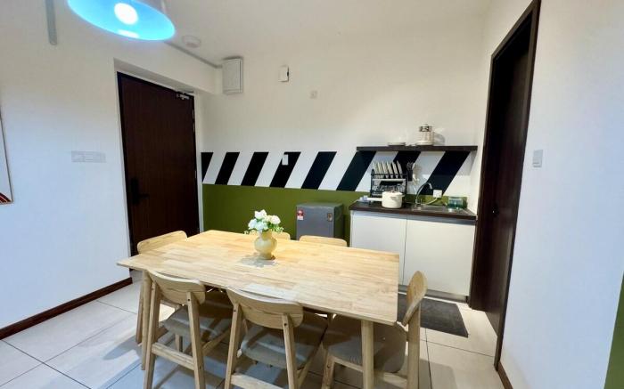 K-Avenue by CC Suites (8-10pax)
