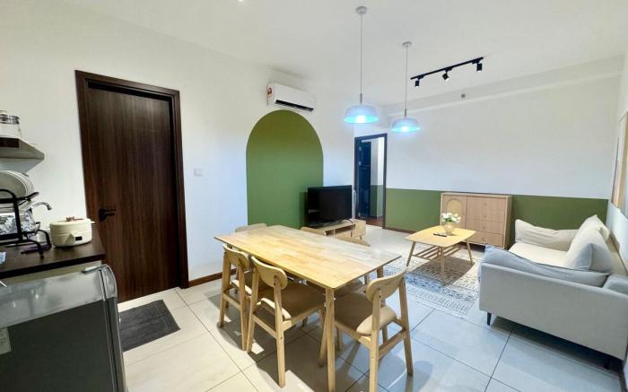 K-Avenue by CC Suites (8-10pax)