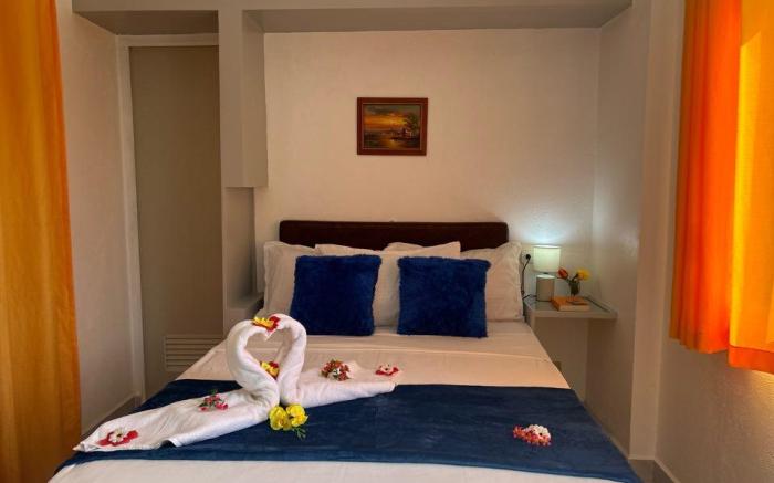Moonlight Breeze Inn