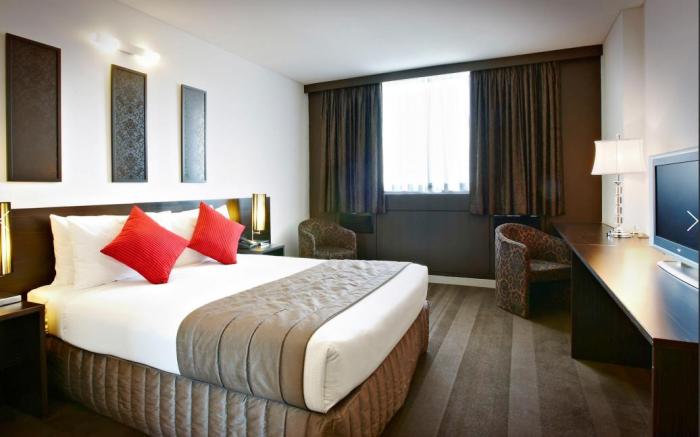 Mercure Newbury West Grange Hotel