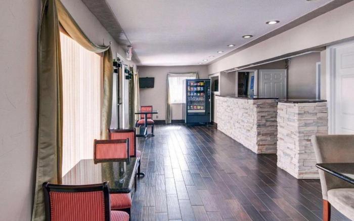 Loyalty Inn Gainesville