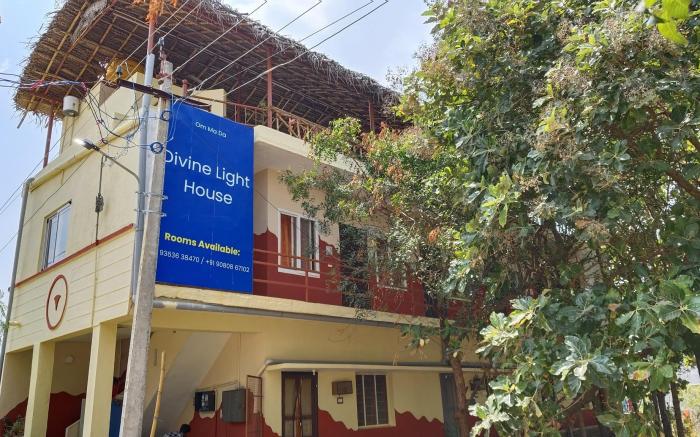 Divine lights House