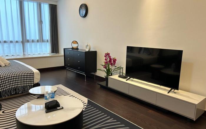 R&F Comfortable Studio Room By Wan Li Homestay