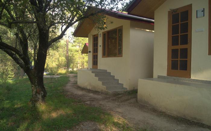 Ahava Kasol-Riverside Cafe & Cottage