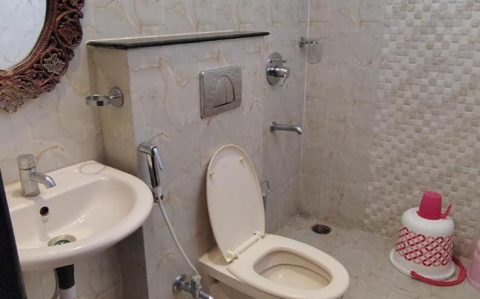 Hotel Sai Jharna 