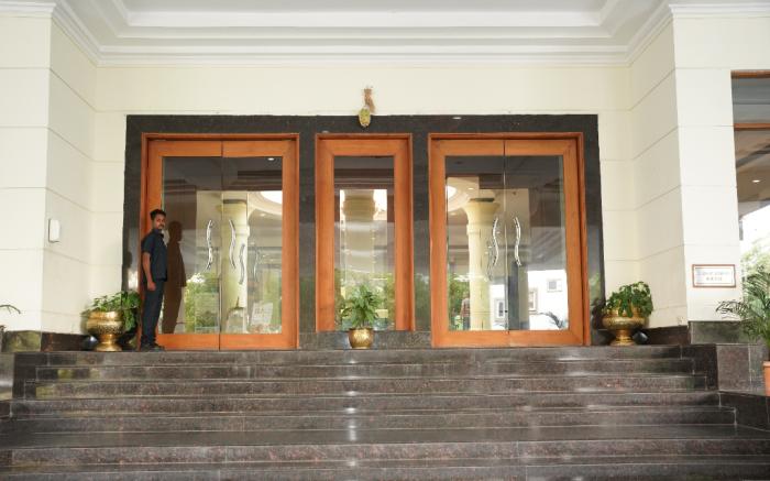 Katriya Hotel & Towers