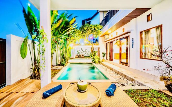 Luxury Villa Chelsea - Pool & Rice Views in Canggu