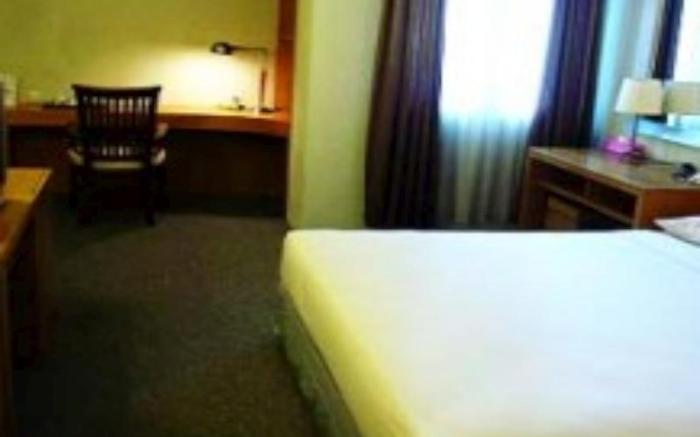 Wisata Hotel Ampera