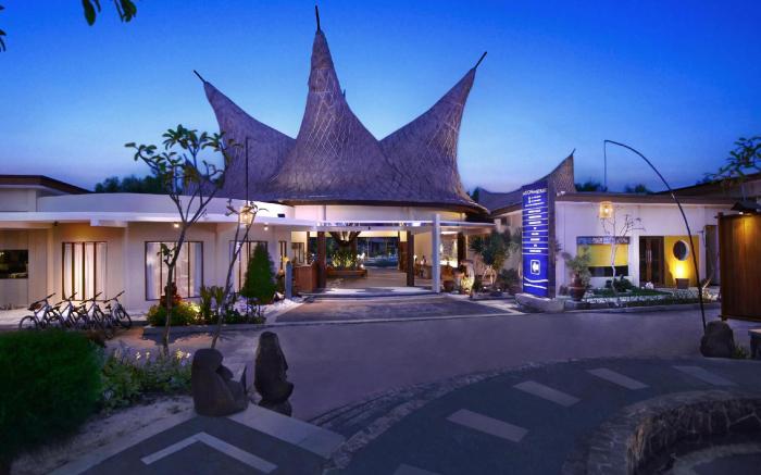 Aston Sunset Beach Resort - Gili Trawangan