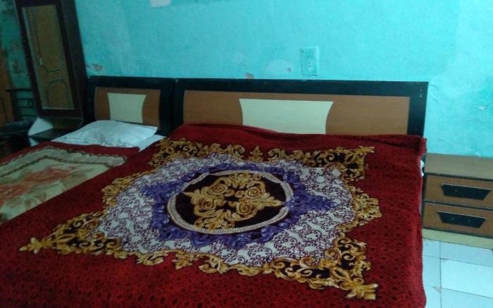 Goroomgo Viren International Agra