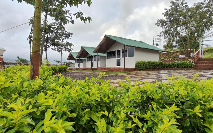 Shelby Resort Pawana