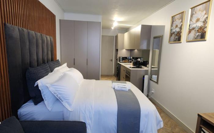 One Rosebank Signature Apartment - Rosebank