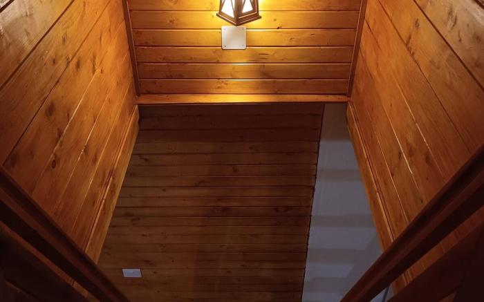 Tiny house Ocnele Mari