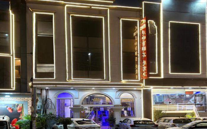 Hotel Lotus Arc
