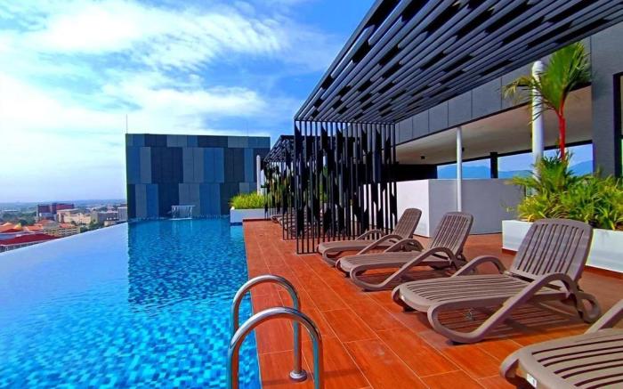 The Horizon Ipoh Dual L12 by Grab A Stay