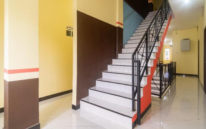 RedDoorz Plus @ Sempurna Inn Medan