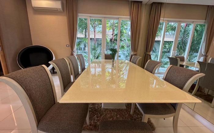 Pattaya shing village