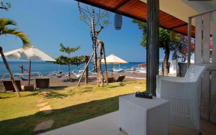 Valomia Beachfront