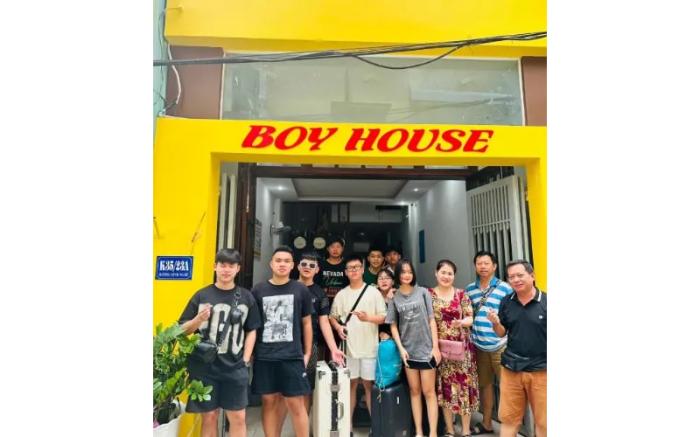 Boy's House