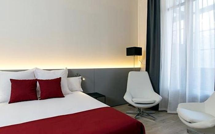 Izaila Plaza Catalunya