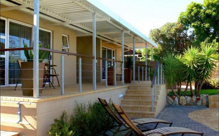Hajos Lodge and Tours