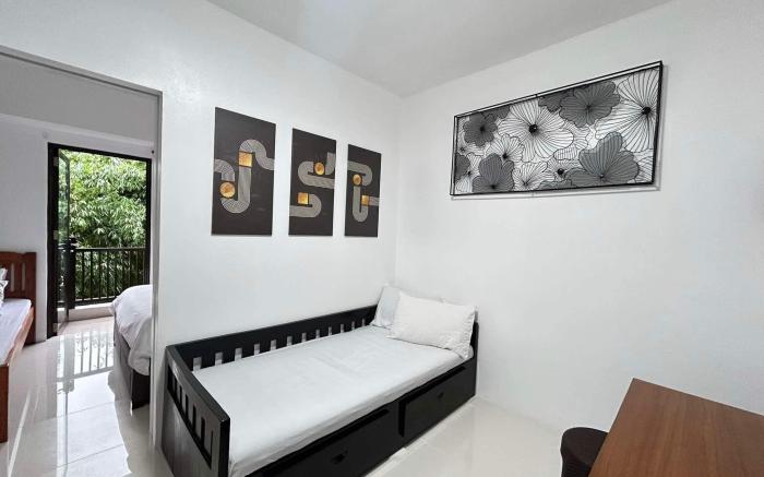 New 328 Brenthill Prime Condotel 