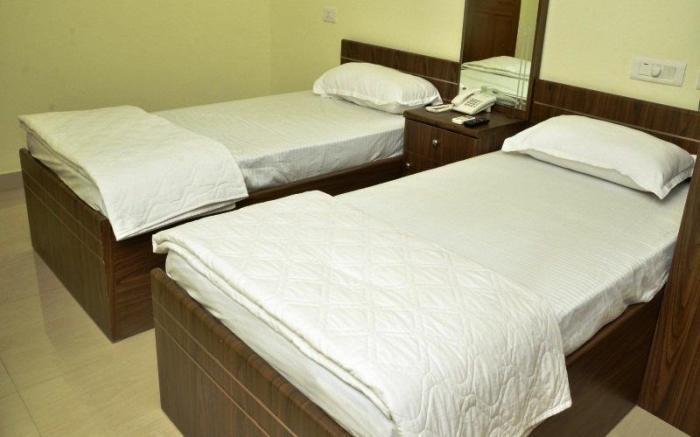Hotel Sapphire Inn
