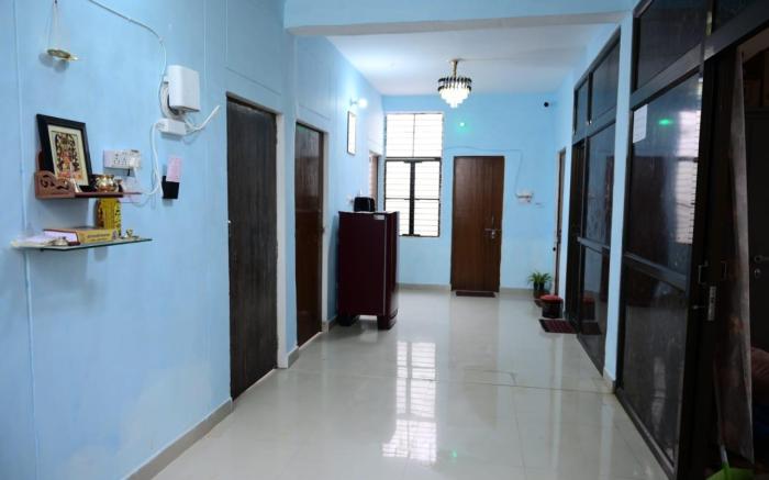 Jankivihar Homestay at Prahladghat within 1km from Shri Ram Mandir