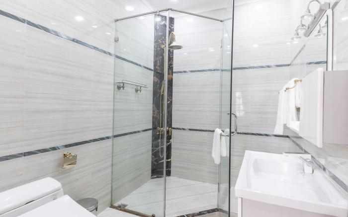 Airstar Hotel & Apartments